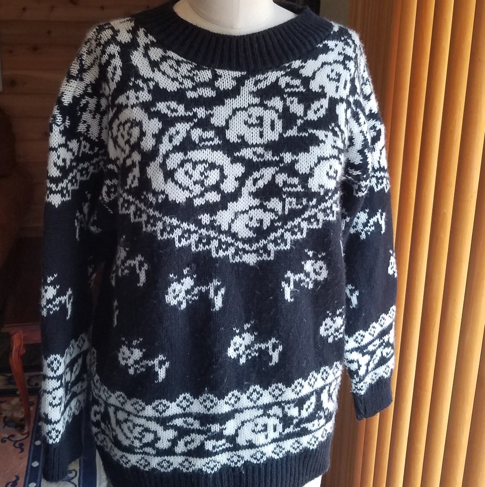 1980s sweater size Medium Made in USA
